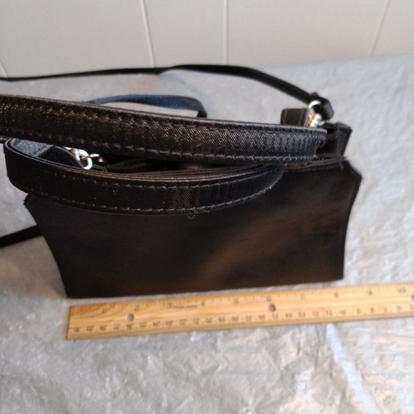 Black Frankie & Johnny Handbag Shoulder Bag - Picture 3 of 9